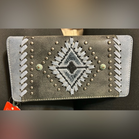 Montana West Grey Wallet with Gold Accents - Picture 1 of 6